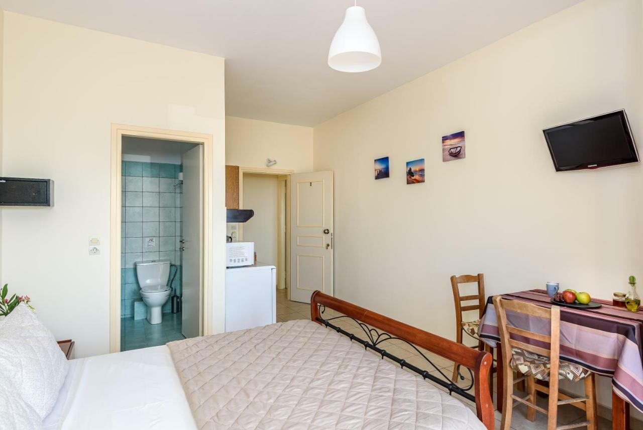 Golden Beach Hill Apartments Kato Daratso Exterior photo